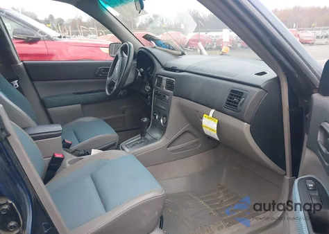 2005 Subaru Forester 2.5X z USA, uszkodzony, nr VIN JF1SG63695H740801